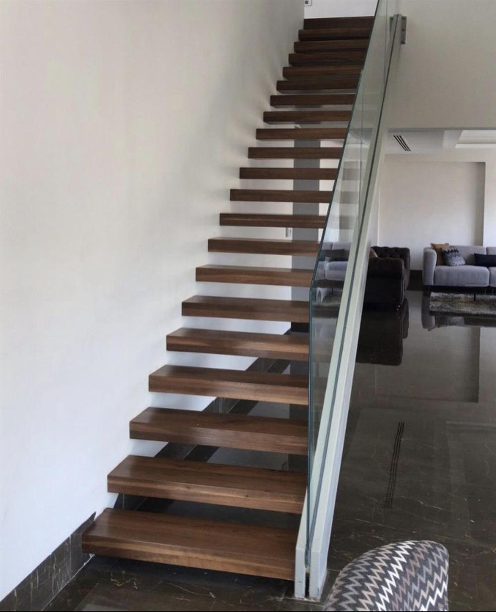 Wood Stair & Metal Stais